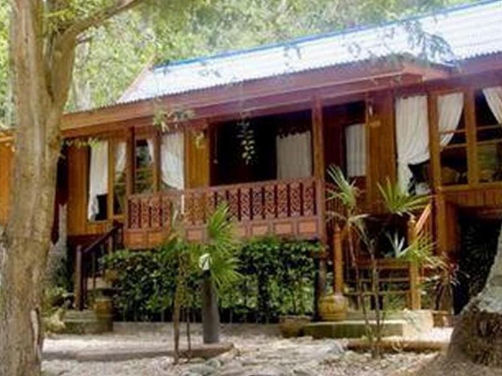 באנג סאפאן נוי Koh Talu Island Resort מראה חיצוני תמונה